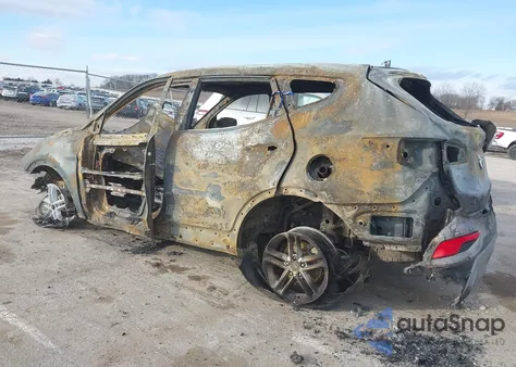 2017 Hyundai Santa Fe Sport 2.4L z USA, uszkodzony, nr VIN 5XYZTDLB6HG437882